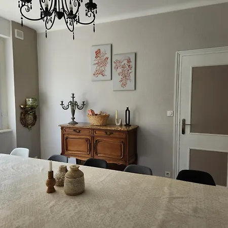 Hébergement de vacances Mont Naïa *