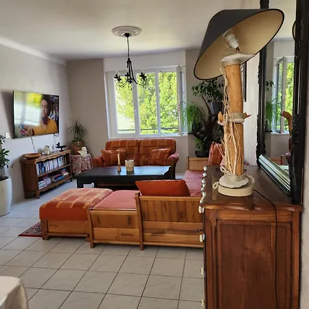 Mont Naïa Hébergement de vacances Pontorson