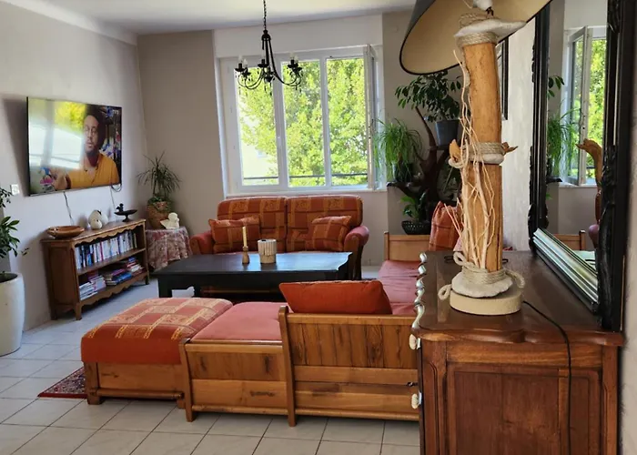 Mont Naia بيت للعطل بونتورسون