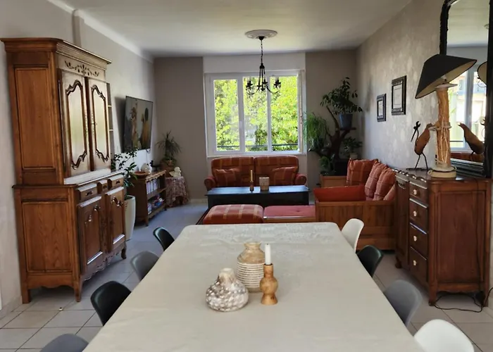 Mont Naia بونتورسون